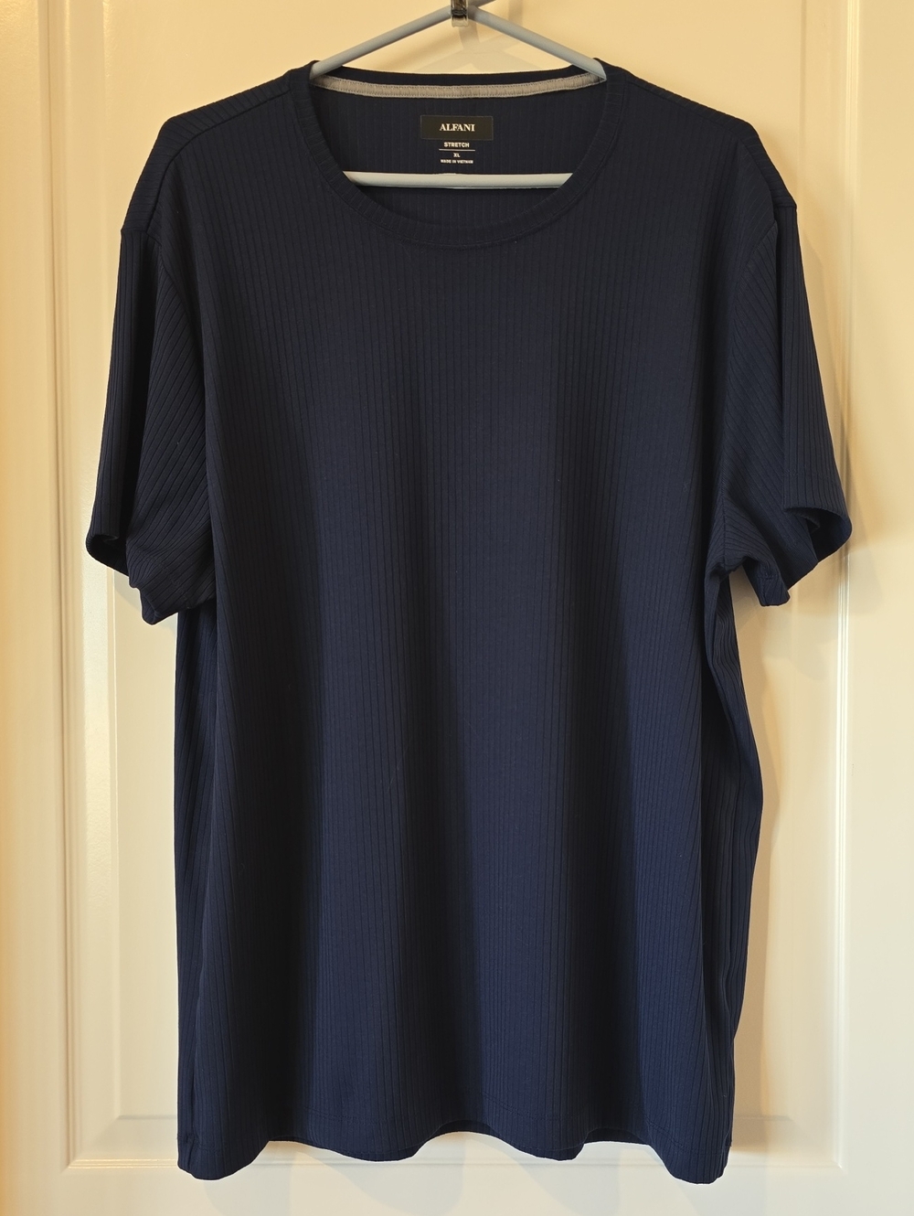 Alfani Men’s Dark Navy Ribbed Crew Tee